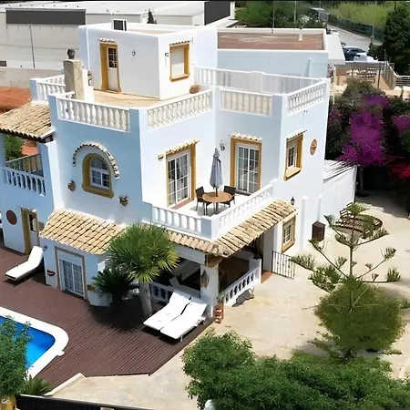 Villa Alba *